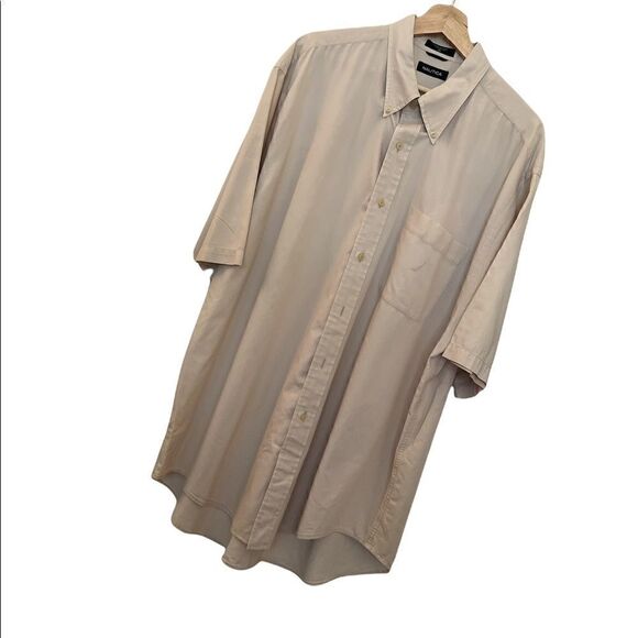 Nautica Short Sleeve Button Down Khaki Men's Shirt Size Extra Large - Picture 1 of 10